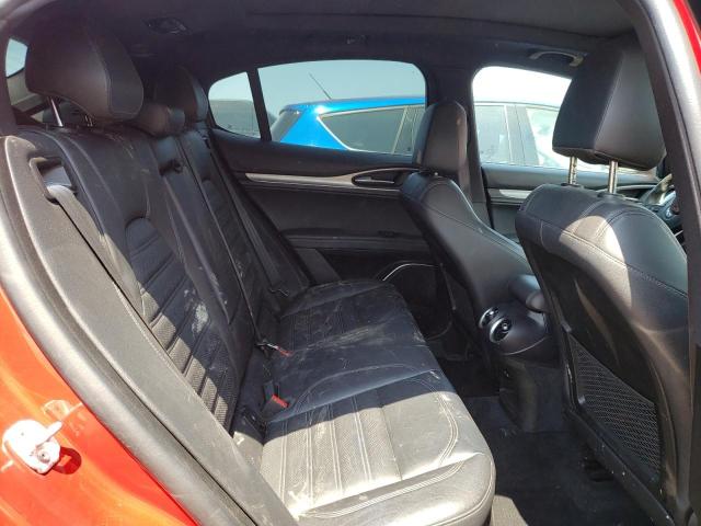 ZASFAKNN8J7C01670 - 2018 ALFA ROMEO STELVIO TI SPORT RED photo 10