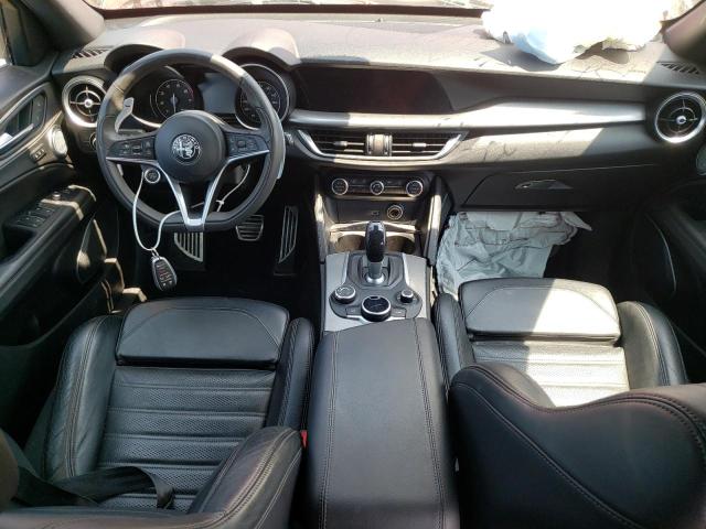 ZASFAKNN8J7C01670 - 2018 ALFA ROMEO STELVIO TI SPORT RED photo 8