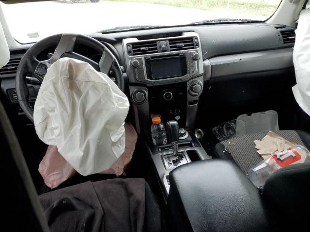 JTEBU5JR4G5399625 - 2016 TOYOTA 4RUNNER SR5/SR5 PREMIUM 银色 照片 8