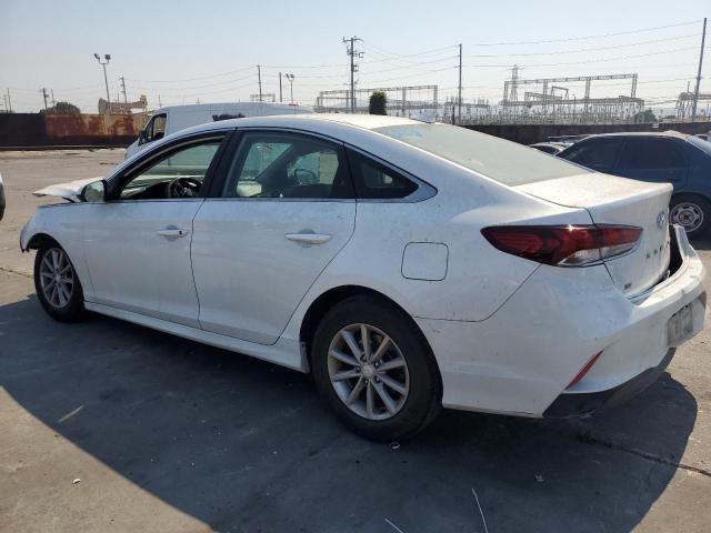 5NPE24AF3JH676411 - 2018 HYUNDAI SONATA SE WHITE photo 2