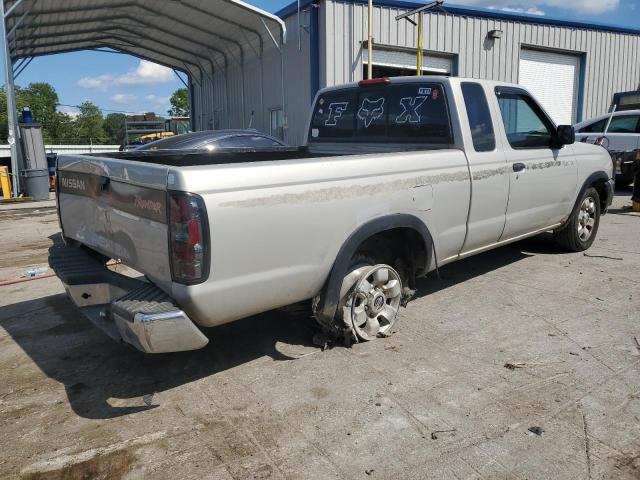 1N6DD26S1WC387351 - 1998 NISSAN FRONTIER KING CAB XE SILVER photo 3