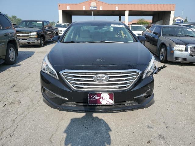 5NPE24AF5HH579348 - 2017 HYUNDAI SONATA SE BLACK photo 5