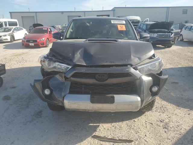 JTEBU5JR7K5621695 - 2019 TOYOTA 4RUNNER SR5/SR5 PREMIUM CHARCOAL photo 5