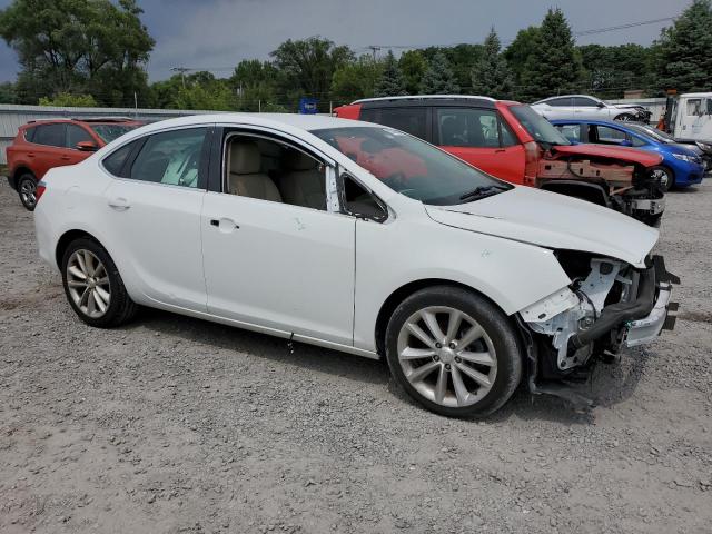 1G4PR5SK4G4119264 - 2016 BUICK VERANO CONVENIENCE WHITE photo 4