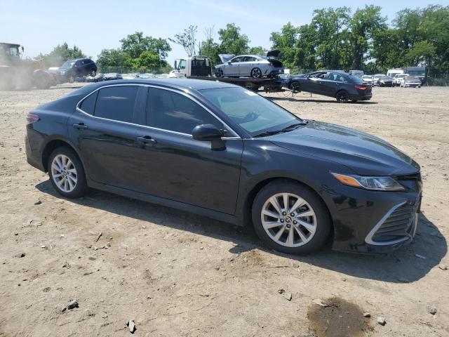 4T1C11AK0NU662124 - 2022 TOYOTA CAMRY LE 黑色 照片 4