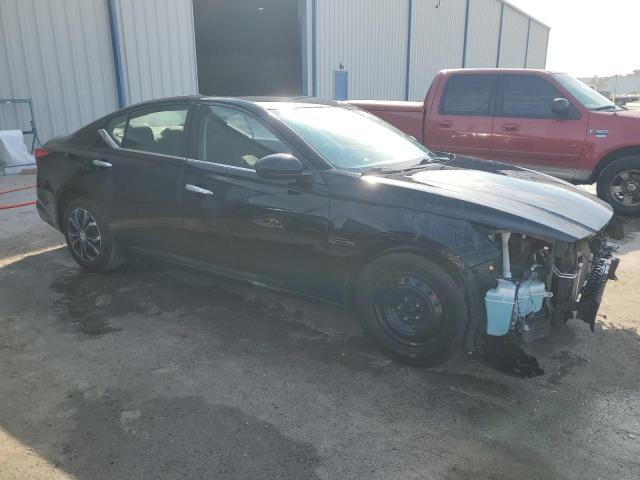 1N4BL4BV0KC229883 - 2019 NISSAN ALTIMA S BLACK photo 4