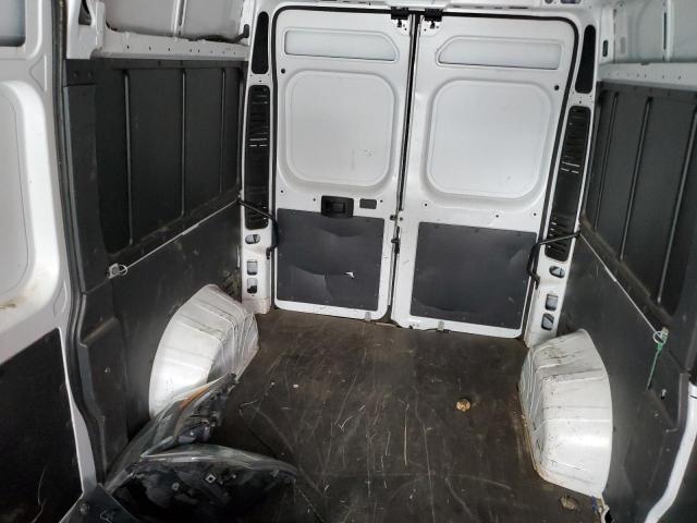 3C6TRVCG0JE135570 - 2018 RAM PROMASTER 2500 HIGH თეთრი ფოტო 10