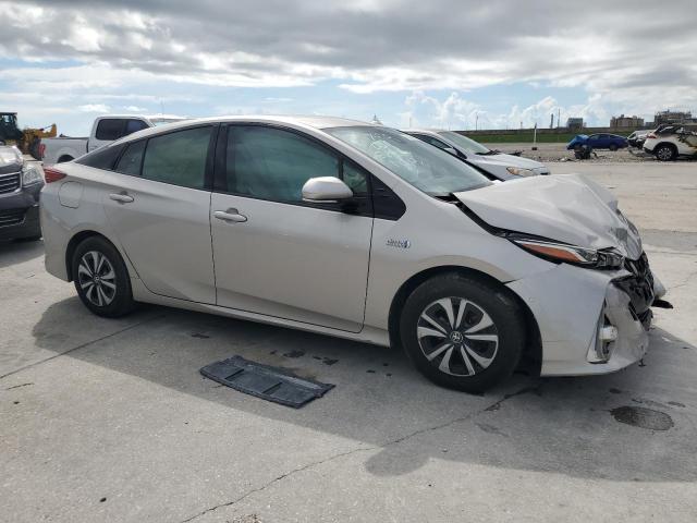 JTDKARFP3H3000325 - 2017 TOYOTA PRIUS PRIM 米色 照片 4