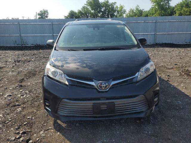 5TDYZ3DC2JS943861 - 2018 TOYOTA SIENNA XLE Schwarz Foto 5