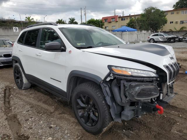 1C4PJMBX5JD568929 - 2018 JEEP CHEROKEE TRAILHAWK WHITE photo 4