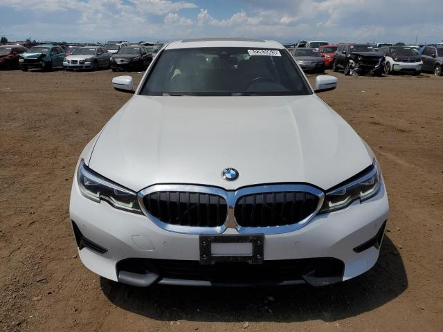 3MW5R1J07N8C72300 - 2022 BMW 330I WHITE photo 5