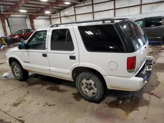 1GNDT13X73K144409 - 2003 CHEVROLET BLAZER WHITE photo 2