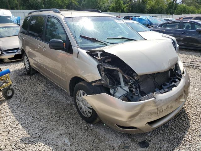 5TDZK23CX9S272701 - 2009 TOYOTA SIENNA CE BEIGE photo 4