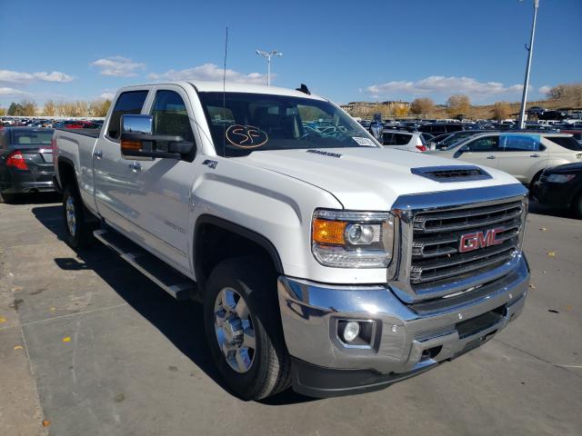 S70743W - 2017 GMC SIERRA K35 WHITE photo 1