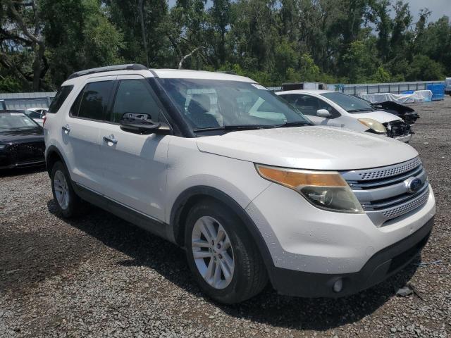 1FMHK7D83CGA43759 - 2012 FORD EXPLORER XLT WHITE photo 4