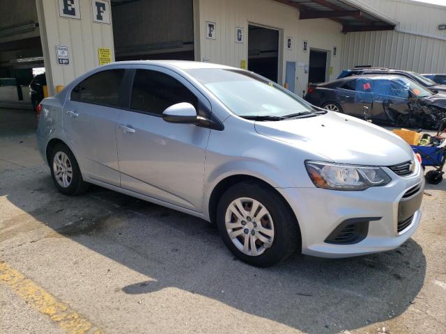 1G1JB5SHXJ4128649 - 2018 CHEVROLET SONIC LS 银色 照片 4