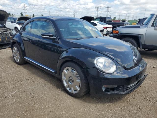 3VWJP7AT4DM601431 - 2013 VOLKSWAGEN BEETLE შავი ფოტო 4