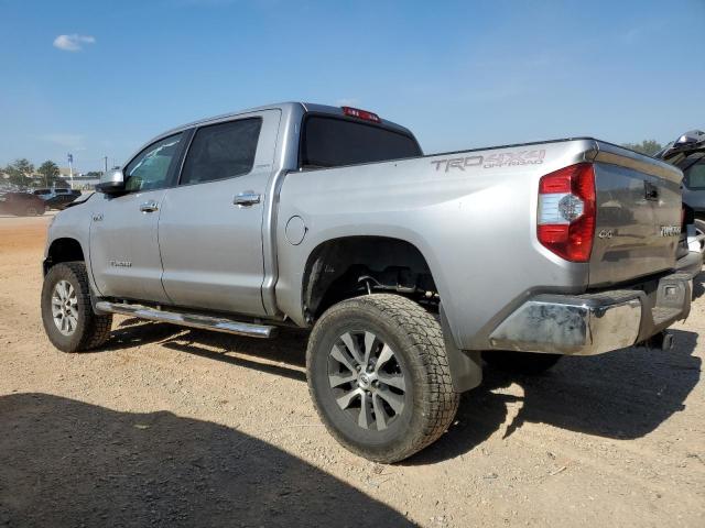 5TFHW5F17EX330635 - 2014 TOYOTA TUNDRA CREWMAX LIMITED SILVER photo 2