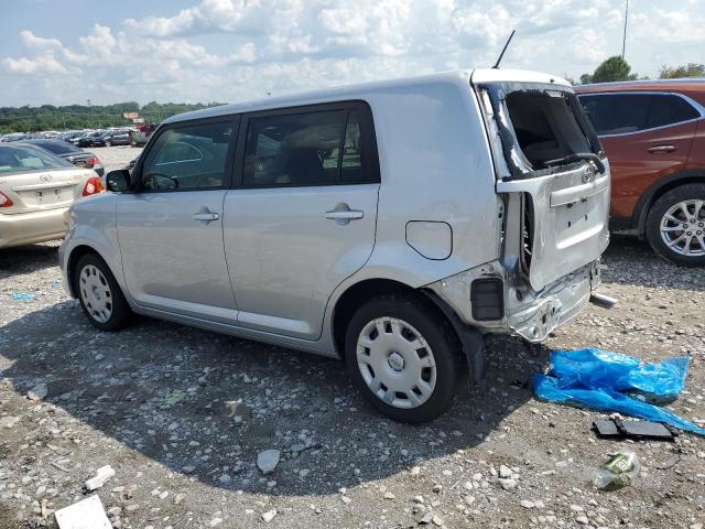 JTLZE4FE2FJ077558 - 2015 TOYOTA SCION XB SILVER photo 2