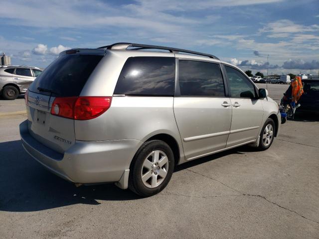 5TDZK22C48S152036 - 2008 TOYOTA SIENNA XLE SILVER photo 3