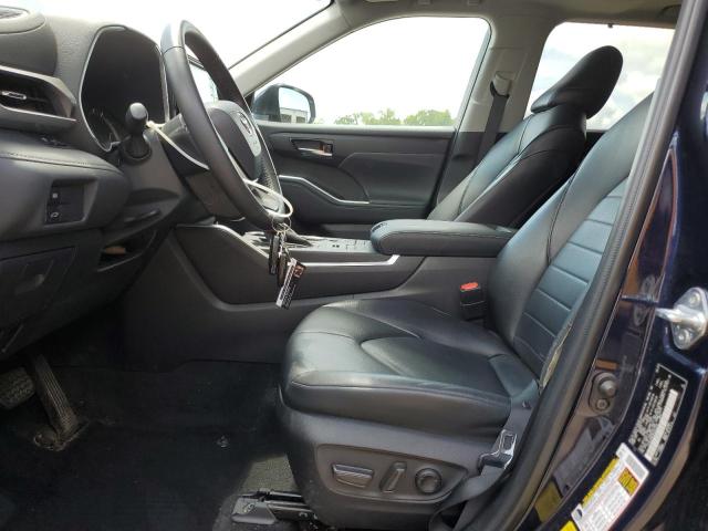 5TDGZRBH3NS227229 - 2022 TOYOTA HIGHLANDER XLE BLUE photo 7
