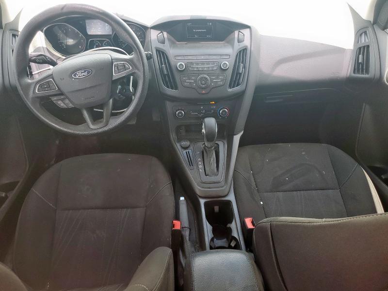 1FADP3K24JL321932 - 2018 FORD FOCUS SE 白色 照片 8