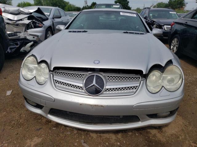 WDBSK74F84F071958 - 2004 MERCEDES-BENZ SL 55 AMG SILVER photo 5