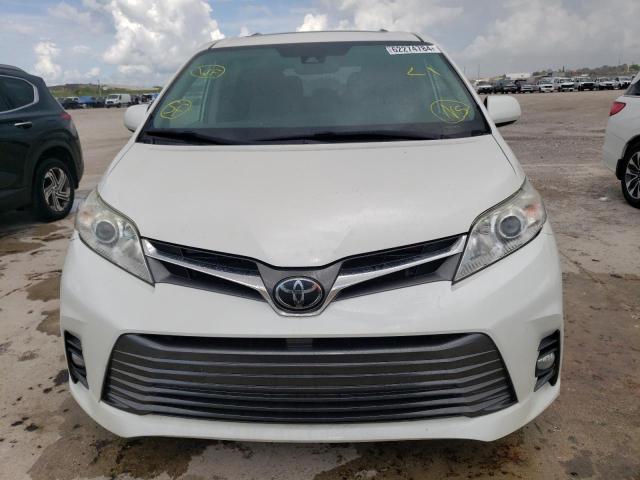 5TDYZ3DC1KS985181 - 2019 TOYOTA SIENNA XLE WHITE photo 5