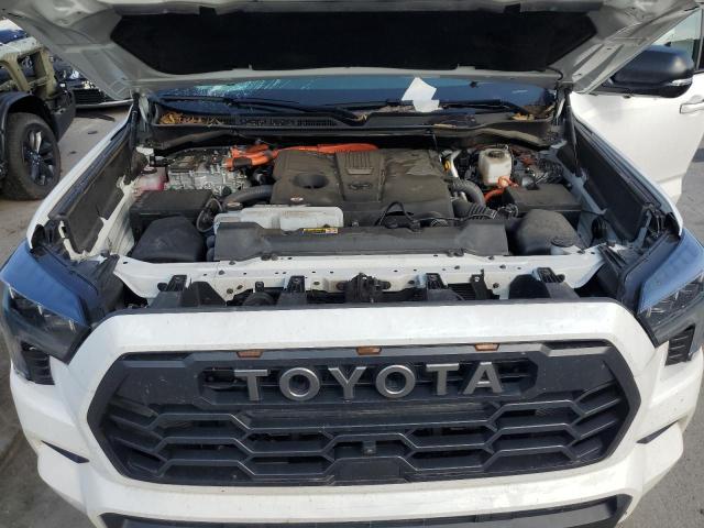 7SVAAABA1PX009097 - 2023 TOYOTA SEQUOIA sr SR5 WHITE photo 12