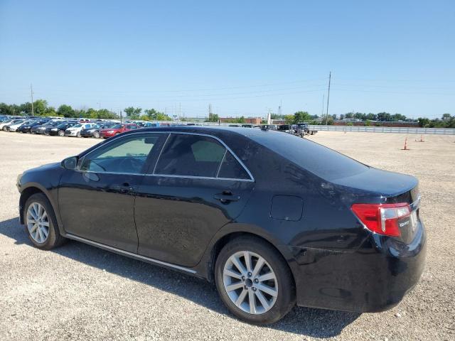 4T4BF1FK1CR210031 - 2012 TOYOTA CAMRY BASE Schwarz Foto 2