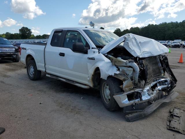 1FTFX1E50KKF09724 - 2019 FORD F150 SUPER CAB WHITE photo 4