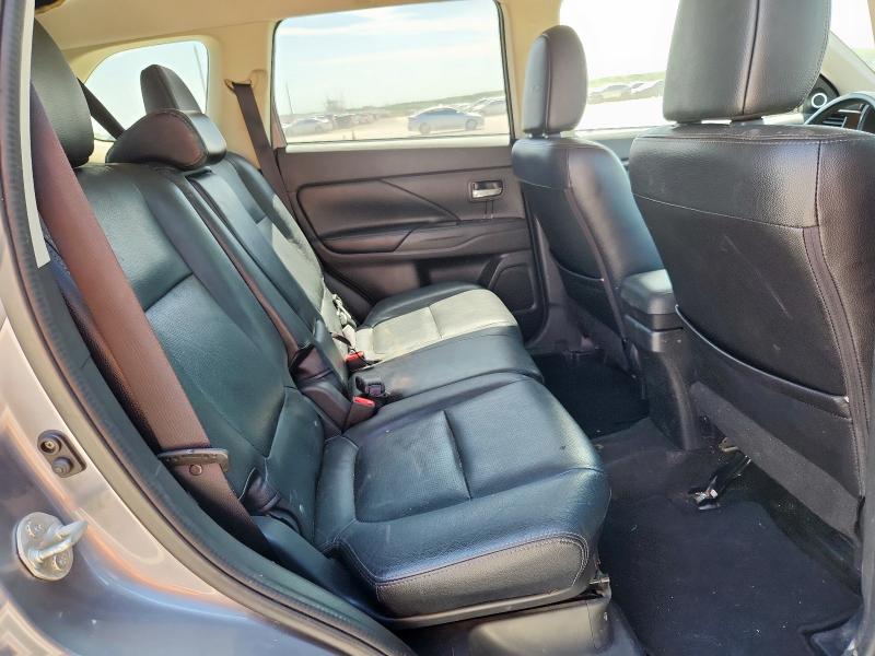 JA4AD3A31HZ029284 - 2017 MITSUBISHI OUTLANDER SE SILVER photo 11