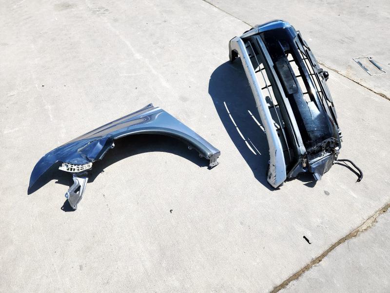 JA4AD3A31HZ029284 - 2017 MITSUBISHI OUTLANDER SE SILVER photo 13