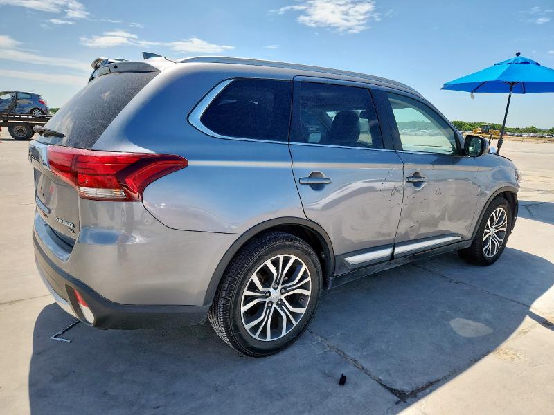 JA4AD3A31HZ029284 - 2017 MITSUBISHI OUTLANDER SE SILVER photo 3