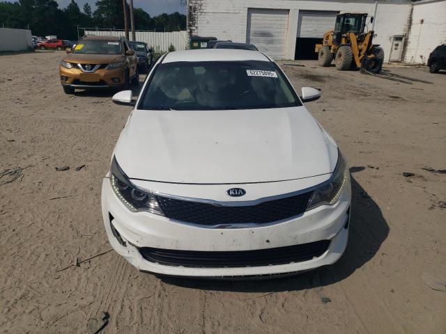 5XXGU4L31GG118924 - 2016 KIA OPTIMA EX WHITE photo 5