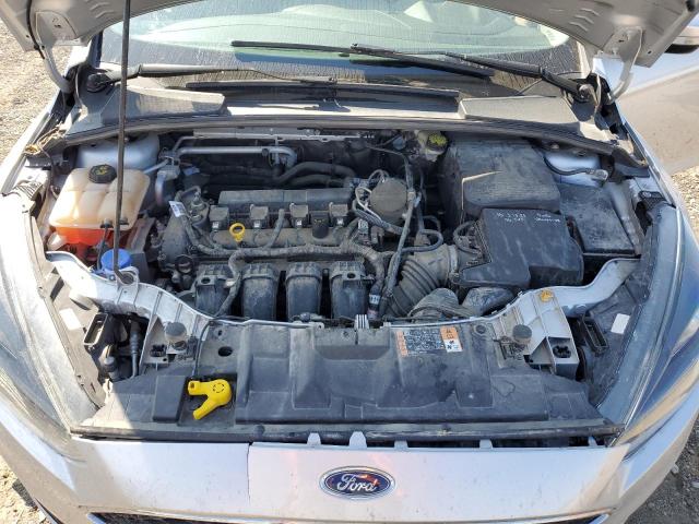 1FADP3F26GL267682 - 2016 FORD FOCUS SE SILVER photo 11