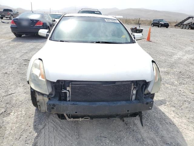 1N4BL24E99C137148 - 2009 NISSAN ALTIMA 3.5SE WHITE photo 5