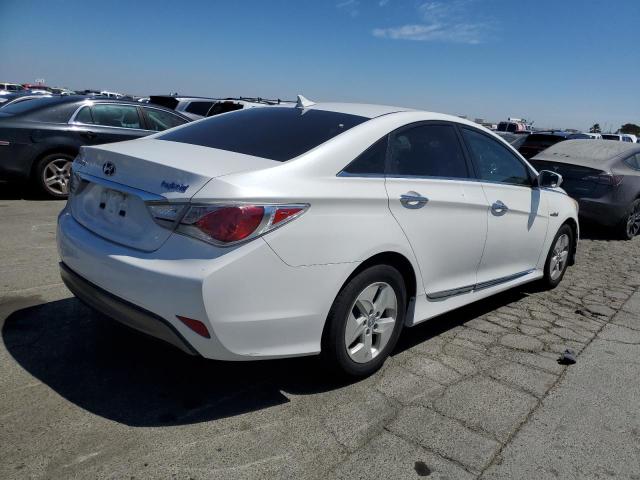 KMHEC4A45BA006455 - 2011 HYUNDAI SONATA HYBRID WHITE photo 3