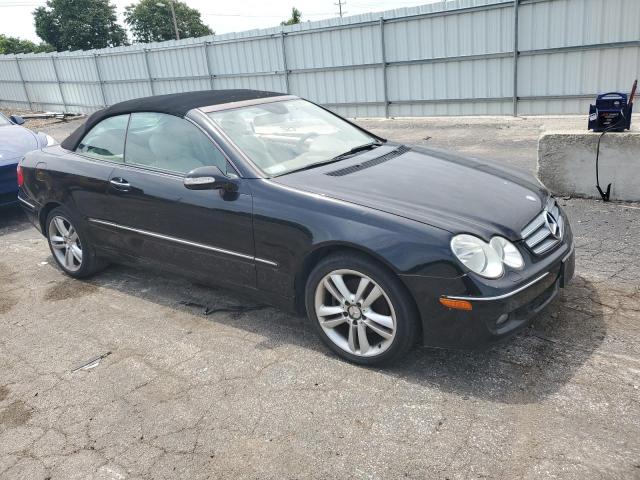 WDBTK56F77F211718 - 2007 MERCEDES-BENZ CLK 350 BLACK photo 4