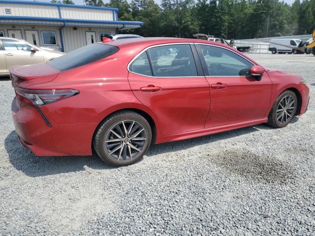 4T1T11AK9MU456699 - 2021 TOYOTA CAMRY SE წითელი ფოტო 3