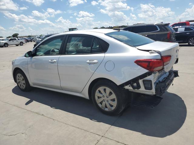 3KPA24AB2KE173373 - 2019 KIA RIO S SILVER photo 2