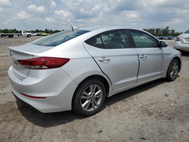 KMHD84LF0JU591647 - 2018 HYUNDAI ELANTRA SEL SILVER photo 3