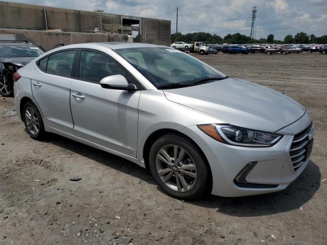 KMHD84LF0JU591647 - 2018 HYUNDAI ELANTRA SEL SILVER photo 4