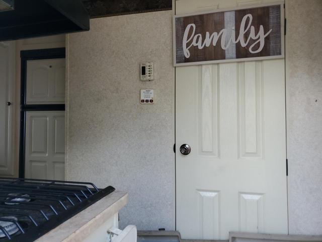 4YDT23K249B450417 - 2009 KEYSTONE OUTBACK WHITE photo 9