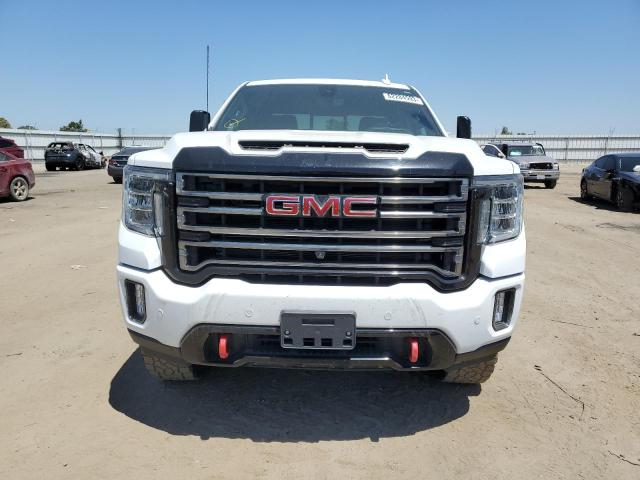 1GT49PEY1LF152482 - 2020 GMC SIERRA K2500 AT4 WHITE photo 5