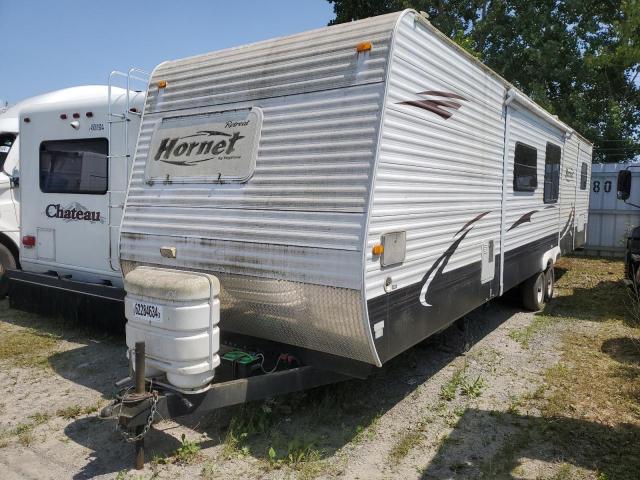 4YDT38K2897201390 - 2009 KEYSTONE HORNET BEIGE photo 2