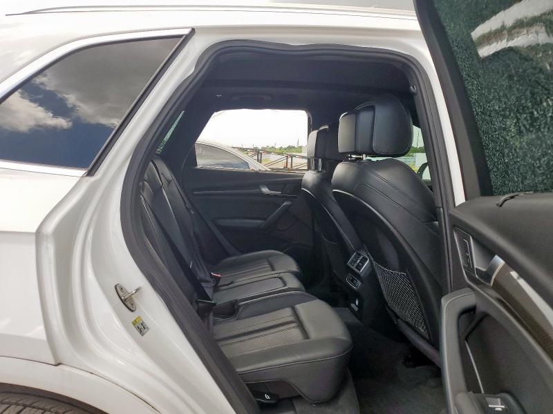 WA1C4AFYXJ2021152 - 2018 AUDI SQ5 PRESTIGE 白色 照片 10