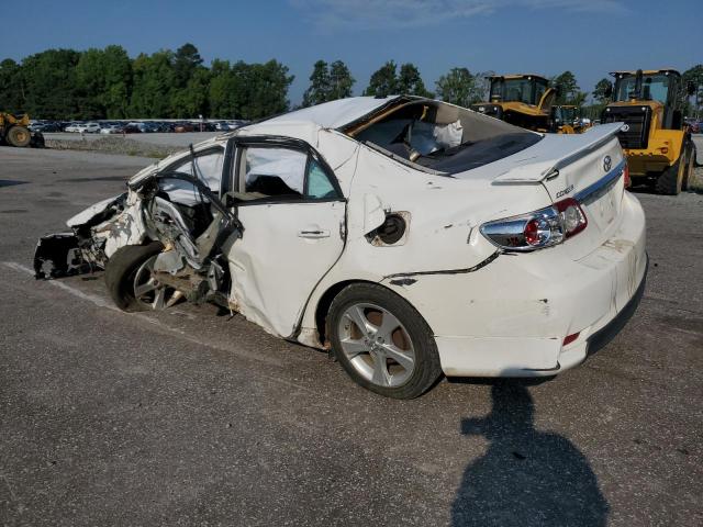 2T1BU4EE6CC913235 - 2012 TOYOTA COROLLA BASE WHITE photo 2