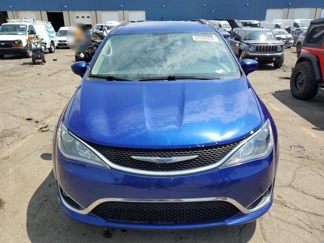2C4RC1EG0JR229215 - 2018 CHRYSLER PACIFICA TOURING L PLUS BLUE photo 5
