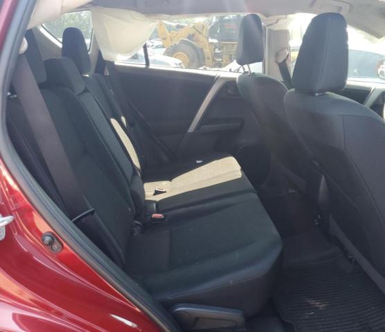 2T3BFREV2JW724673 - 2018 TOYOTA RAV4 LE أحمر صورة 11